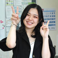 山本亜耶佳